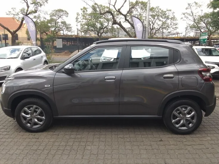 2025 Citroen C3/1.2 PLUS 5MT – Left Side Photo