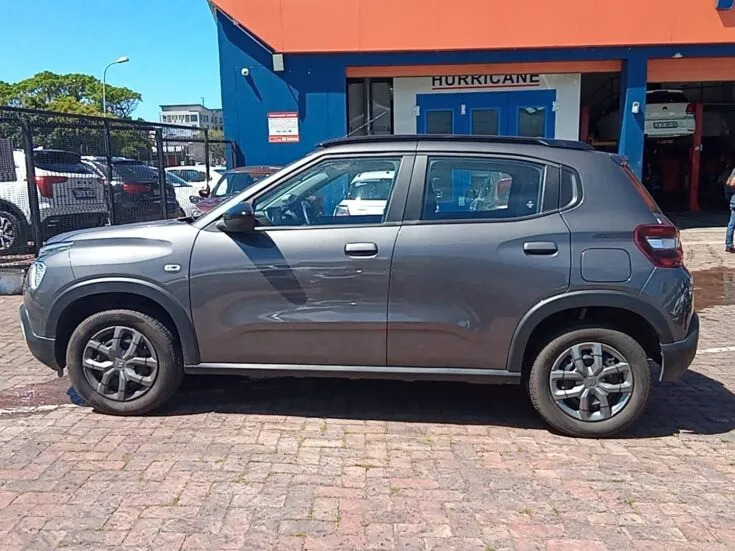 2025 Citroen C3/1.2 PLUS 5MT – Left Side Photo