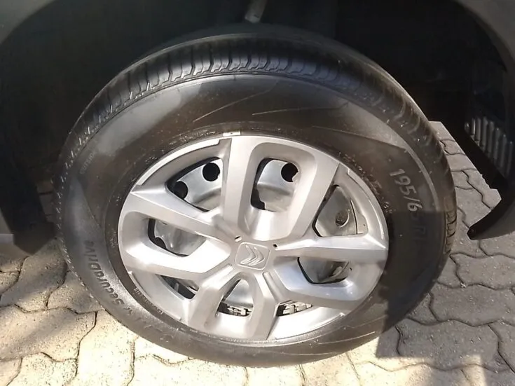 2025 Citroen C3/1.2 PLUS 5MT – Wheel Example