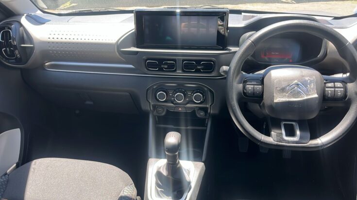 2025 CITROEN C3 Plus MANUAL – Dashboard