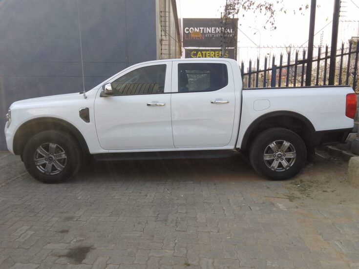 2025 FORD RANGER 2.0D XL 4X4 A/T D/C P/U – Left Side Photo
