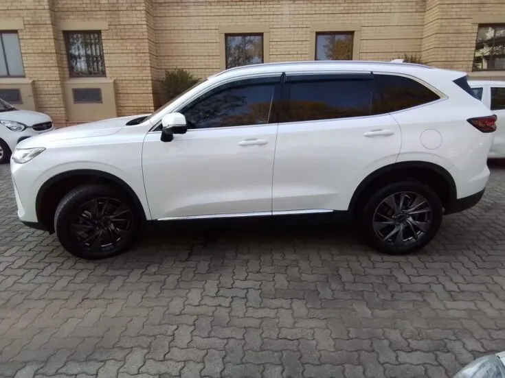 2025 Haval H6/2.0T 7DCT 4WD LUXURY – Left Side Photo