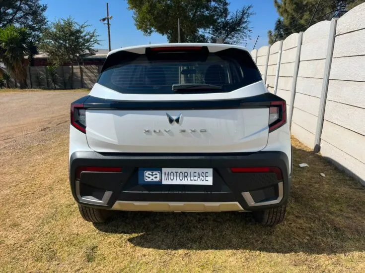 2025 Mahindra Xuv3X0/1.2 AX5 6AT – Back Photo