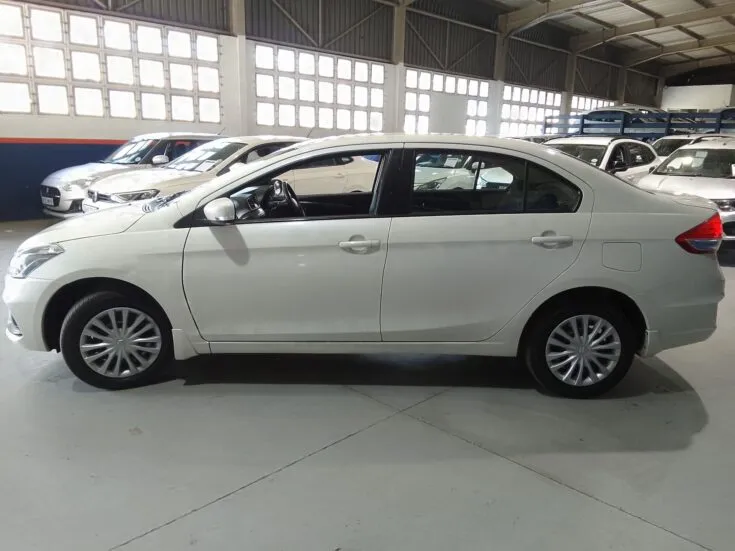 2025 Suzuki Ciaz/1.5 GL – Right Side Photo