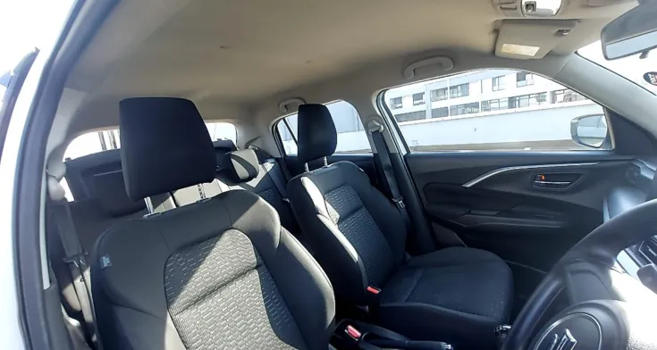 2025 Suzuki Swift/1.2 GL 5MT – Interior