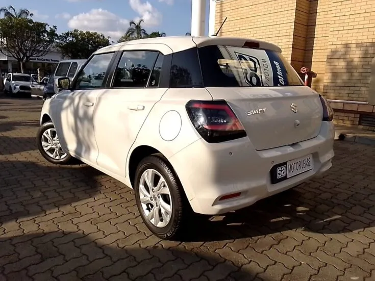 2025 Suzuki Swift/1.2 GL PLUS 5MT – Back Feature Photo
