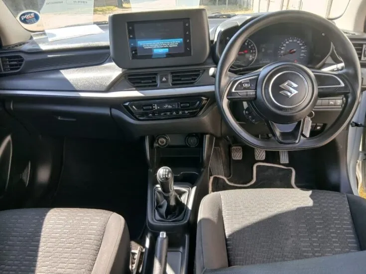 2025 Suzuki Swift/1.2 GL PLUS 5MT – Dashboard