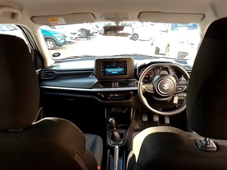 2025 Suzuki Swift/1.2 GL PLUS 5MT – Interior