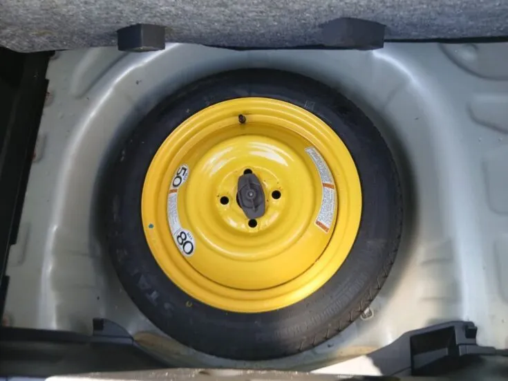 2025 Suzuki Swift/1.2 GL PLUS 5MT – Spare Wheel