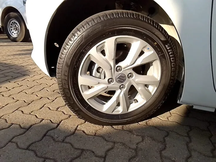 2025 Suzuki Swift/1.2 GL PLUS 5MT – Wheel Example