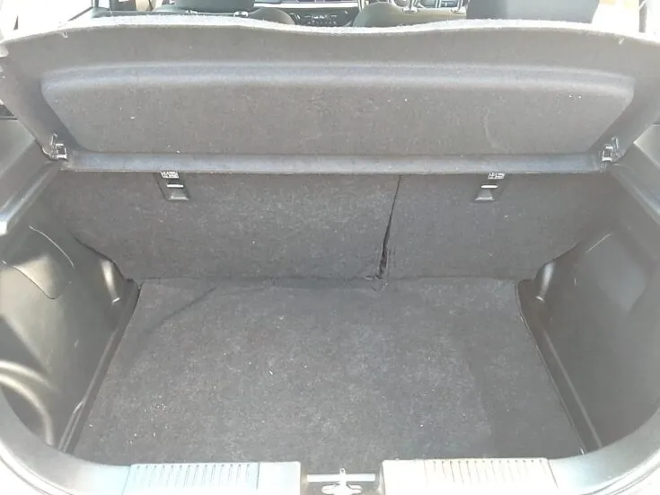 2025 Suzuki Swift/1.2 GLX CVT – Boot / Loadbin