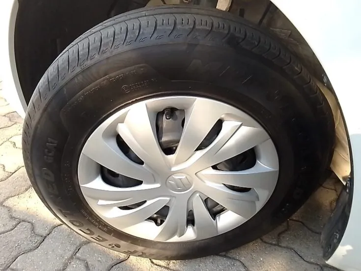 2025 Suzuki Swift/1.2 GLX CVT – Wheel Example