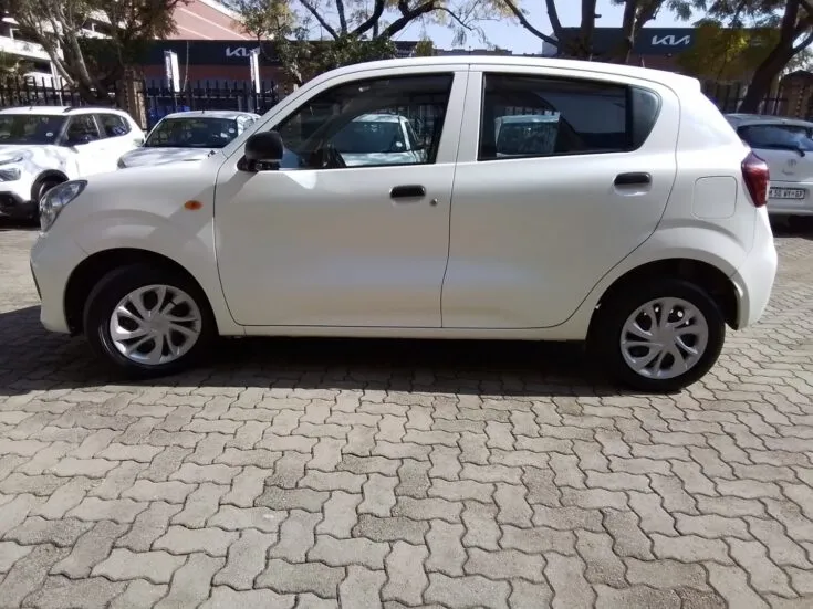 2025 Toyota VITZ/1.0 5MT – Back Feature Photo