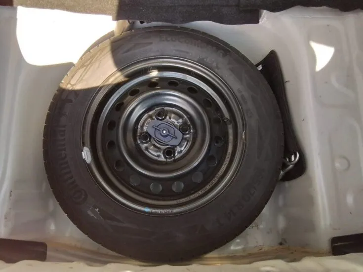 2025 Toyota VITZ/1.0 5MT – Spare Wheel