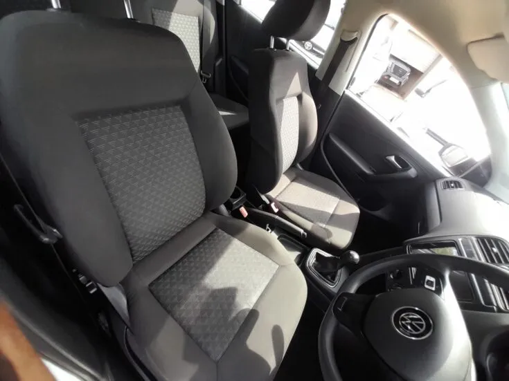 2025 Volkswagen Polo Vivo/1.4 TRENDLINE – Front Seats