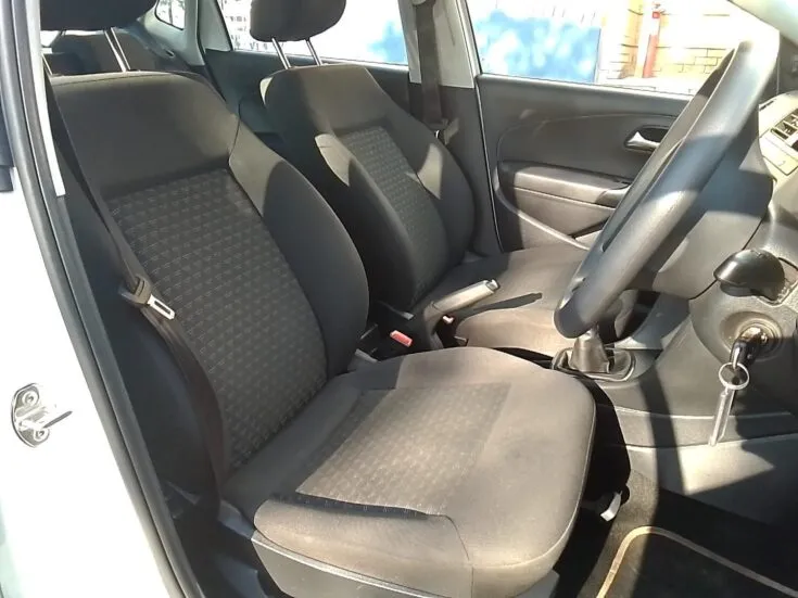 2025 Volkswagen Polo Vivo/1.4 TRENDLINE – Front Seats