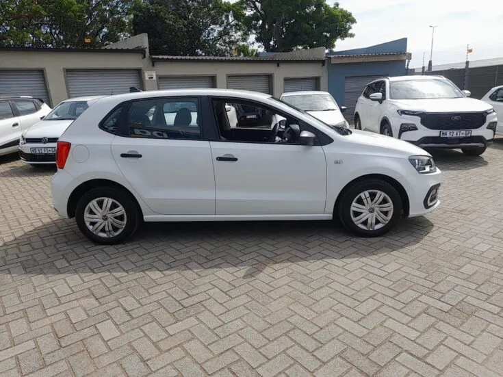 2025 Volkswagen Polo Vivo/1.4 TRENDLINE – Right Side Photo