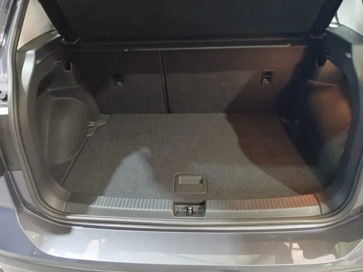 2025 Volkswagen T-Cross/1.0 TSI – Boot / Loadbin