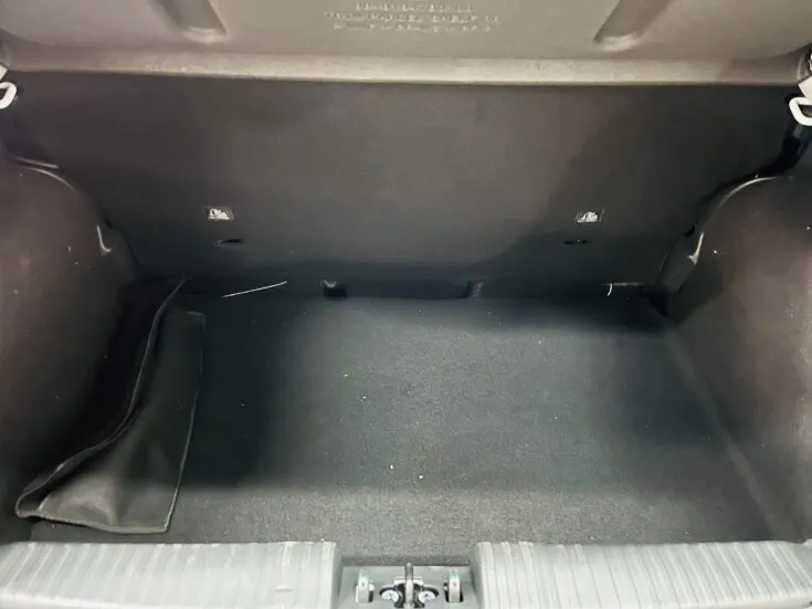 Citroen C3/1.2 PLUS 5MT – Boot / Loadbin