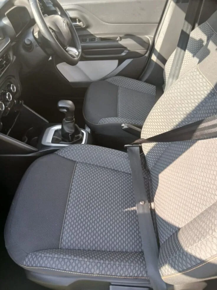 Citroen C3/1.2 PLUS 5MT – Front Seats
