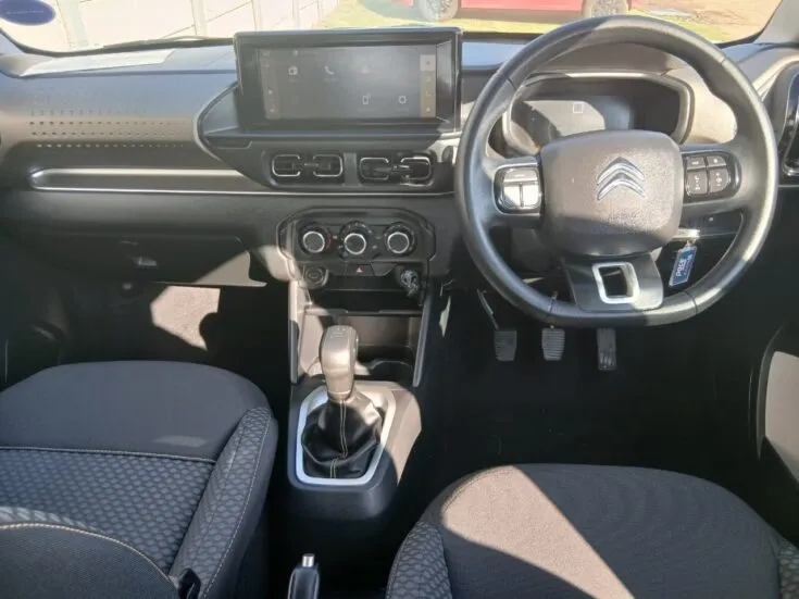 Citroen C3/1.2 PLUS 5MT – Interior