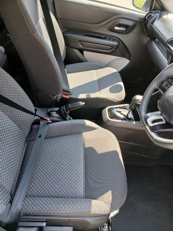 Citroen C3/1.2T MAX 6AT – Front Seats
