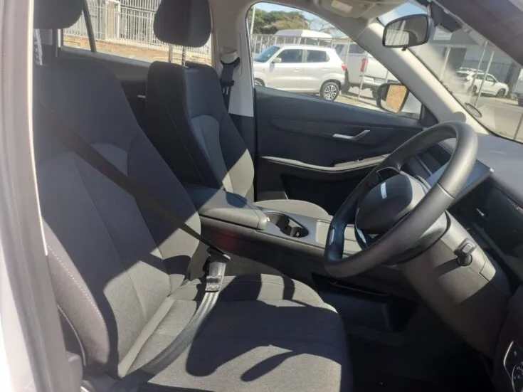 JAECOO J5 CORE – Interior