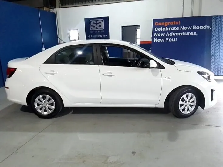 Kia Pegas/1.4 LX 4AT – Right Side Photo
