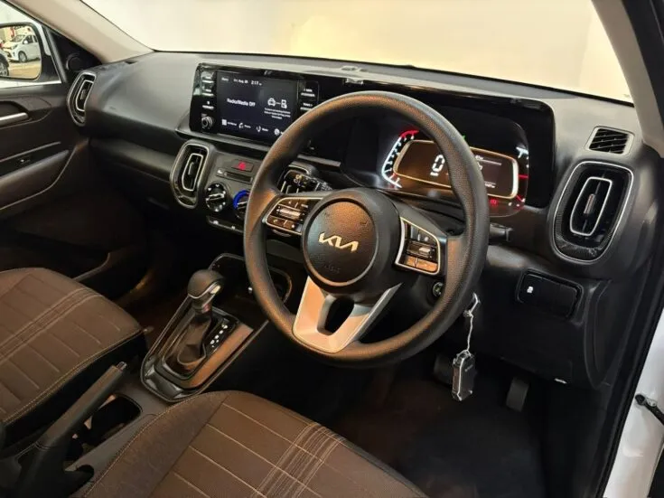 Kia Sonet/1.5 LS CVT – Boot / Loadbin