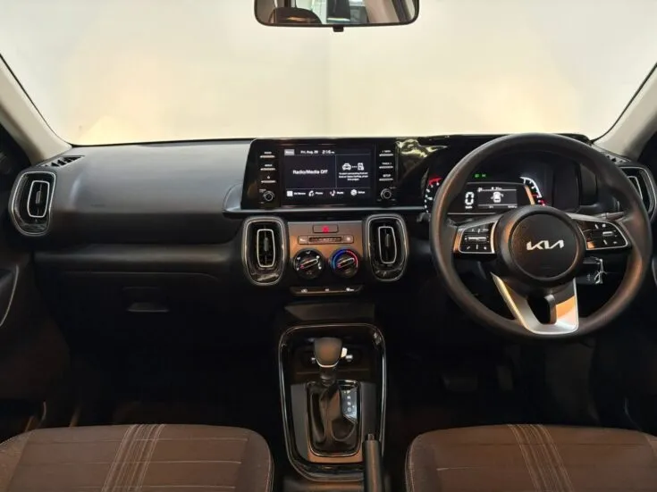 Kia Sonet/1.5 LS CVT – Dashboard