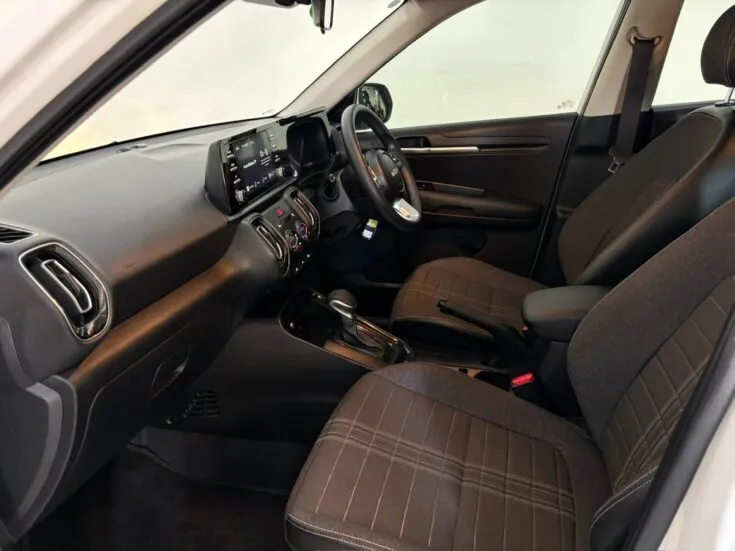 Kia Sonet/1.5 LS CVT – Front Seats