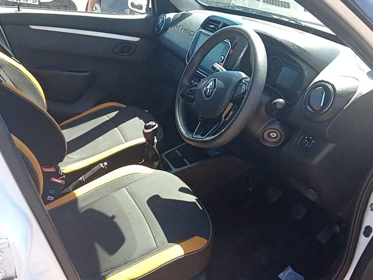 Renault Kwid/1.0 CLIMBER AMT (ABS) – Interior