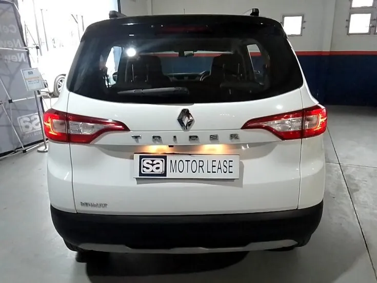 Renault Triber/1.0 INTENS 5MT – Back Photo