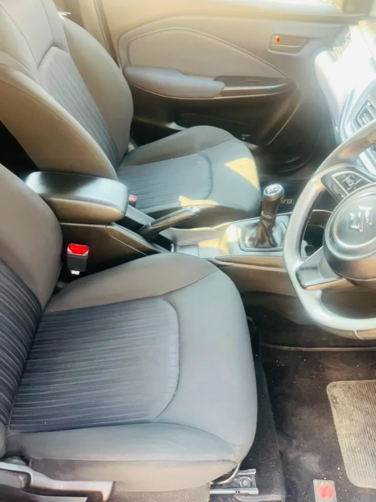 Suzuki BALENO/1.5 GL MT – Front Seats