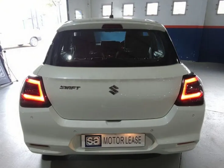 Suzuki SWIFT/1.2 GL 5MT – Back Photo
