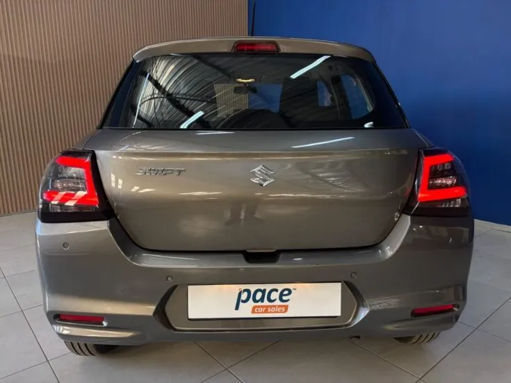 Suzuki SWIFT/1.2 GL 5MT – Back Photo