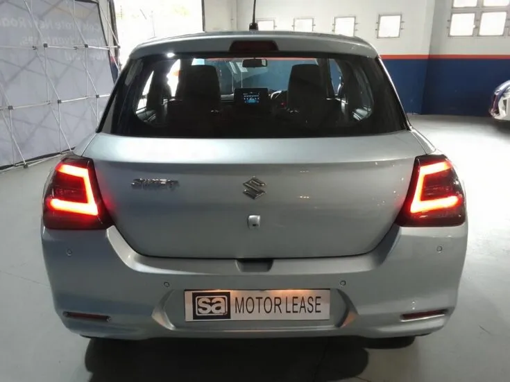Suzuki SWIFT/1.2 GL 5MT – Back Photo