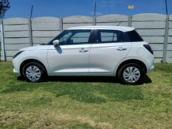 Suzuki SWIFT/1.2 GL 5MT – Left Side Photo