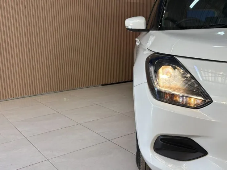 Suzuki SWIFT/1.2 GL 5MT – Right Side Photo