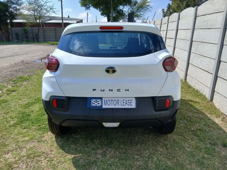 Tata Punch 1.2 Adventure + S AMT – Back Photo