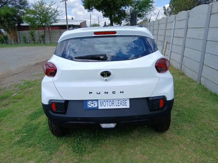 Tata Punch 1.2 Adventure + S AMT – Back Photo