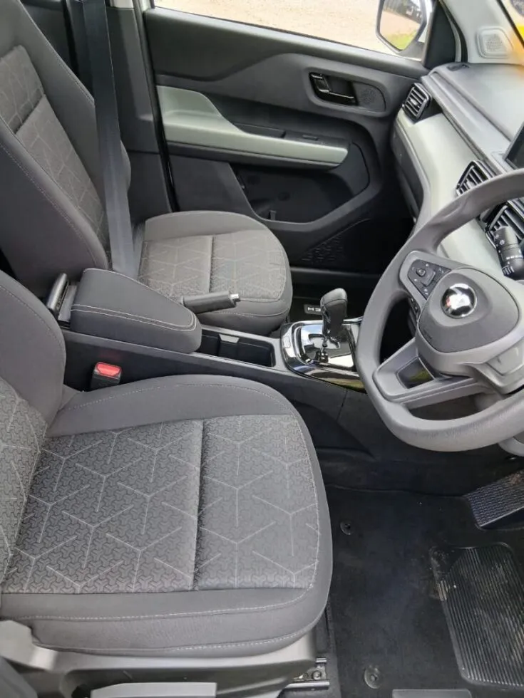 Tata Punch 1.2 Adventure + S AMT – Front Seats