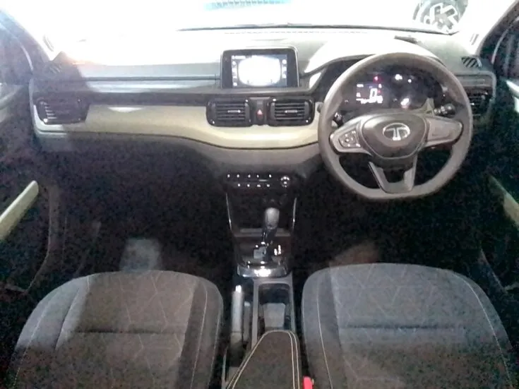 Tata Punch 1.2 Adventure + S AMT – Interior