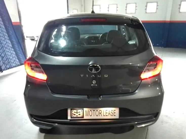 Tata Tiago 1.2 XT MT – Back Photo