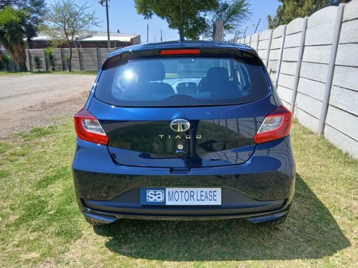 Tata Tiago 1.2 XT MT – Back Photo
