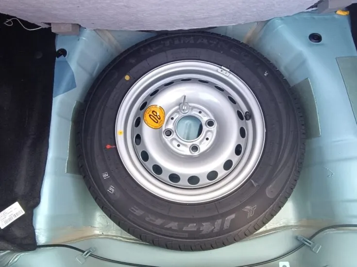 Tata Tiago 1.2 XT MT – Spare Wheel