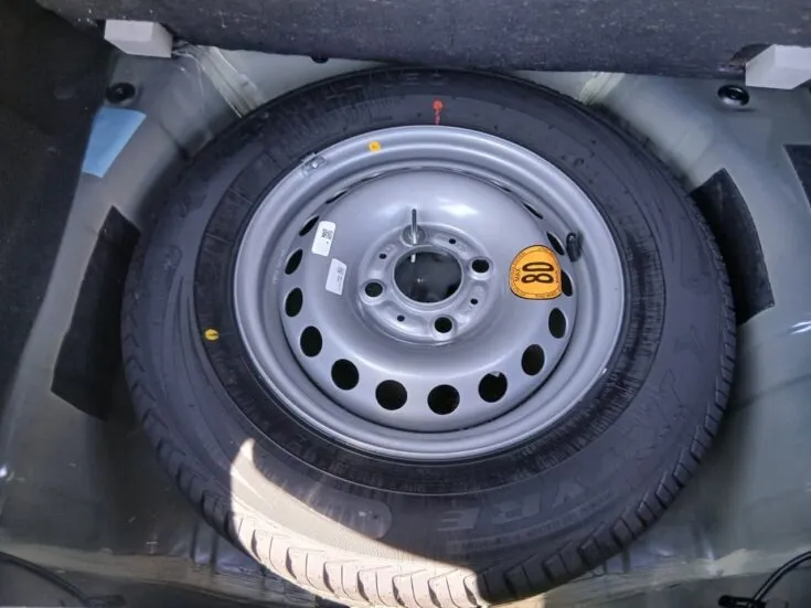 Tata Tiago 1.2 XT MT – Spare Wheel