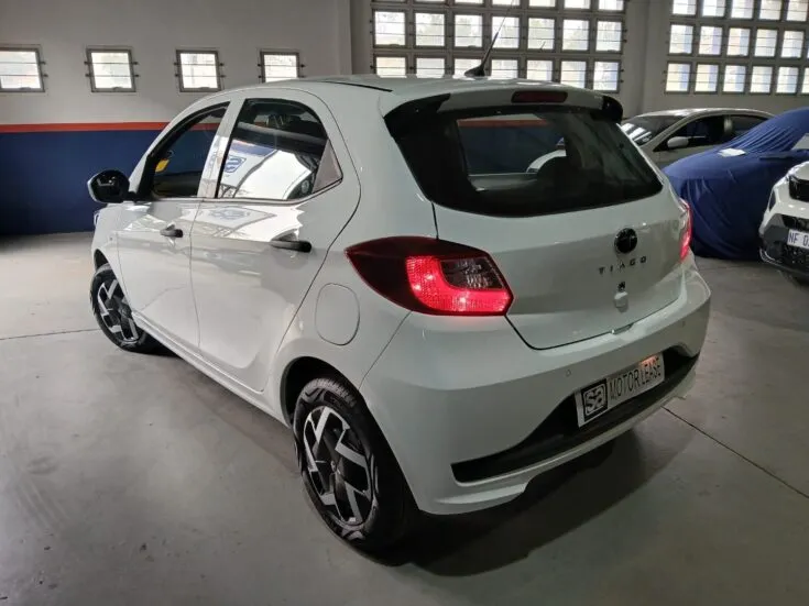 Tata Tiago – Back Feature Photo