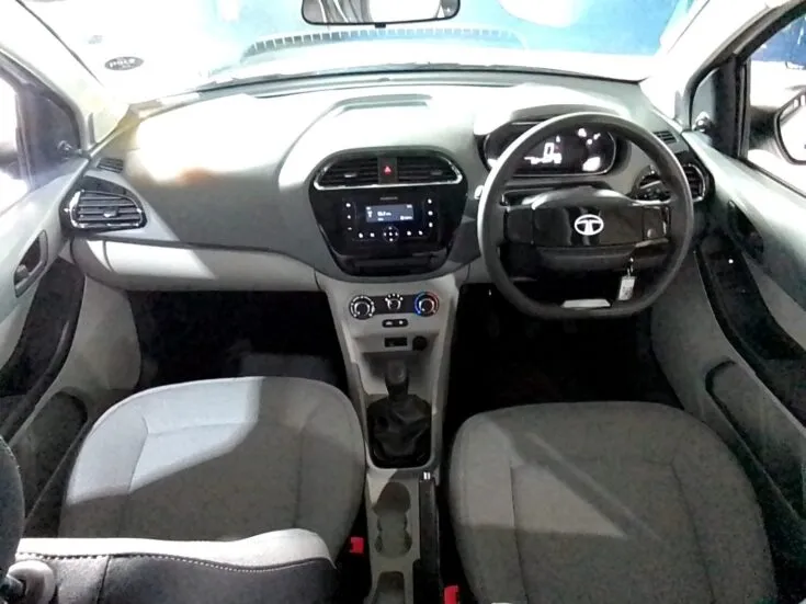 Tata Tiago – Interior