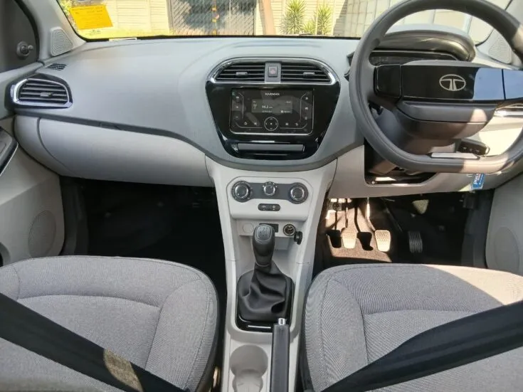 Tata Tiago – Interior